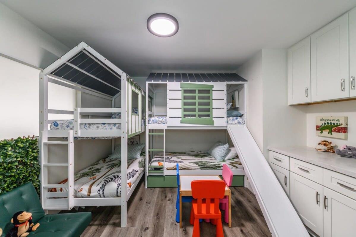 Spacious Disneyland 5 Bedroom 4 Bath House With Game Room Anaheim Buitenkant foto