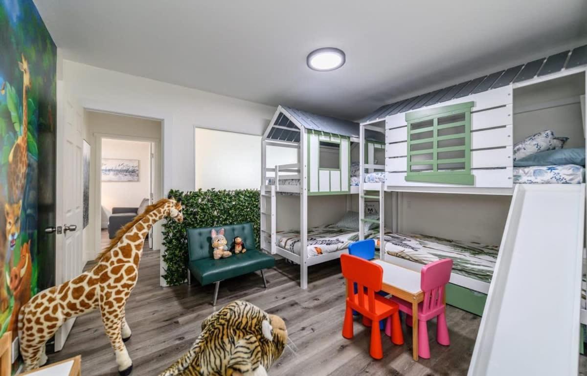 Spacious Disneyland 5 Bedroom 4 Bath House With Game Room Anaheim Buitenkant foto